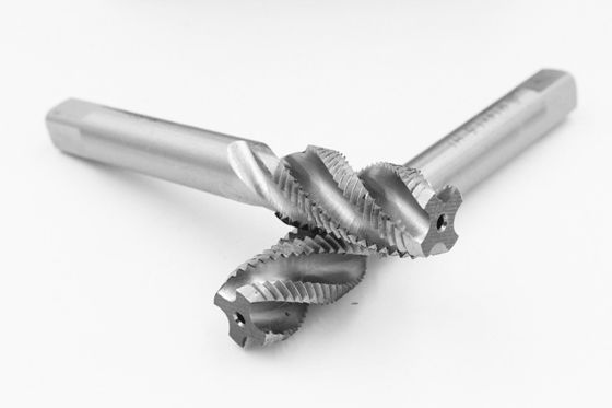 İyi bir fiyat. 3 Flüt Makinesi Tap Parlak M12x1 0 Tap Spiral Flütlü Tap Katı Karbüt İç Soğutma çevrimiçi